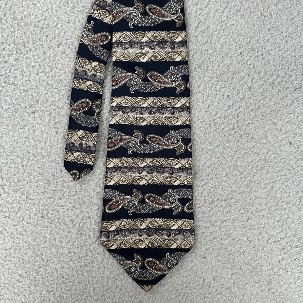 Zylos‎ George Machado 100% Italian Silk Neck Tie Paisley Geometric Made in USA